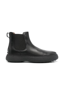 black-leather-ankle-boot-elastic-sole