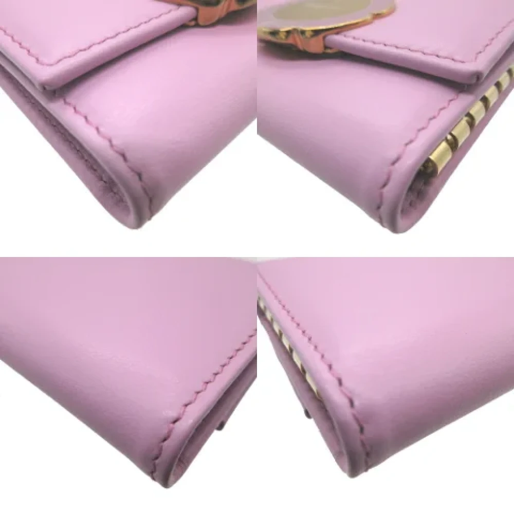 Salvatore Ferragamo Pre-owned Leather key-holders Pink Dames