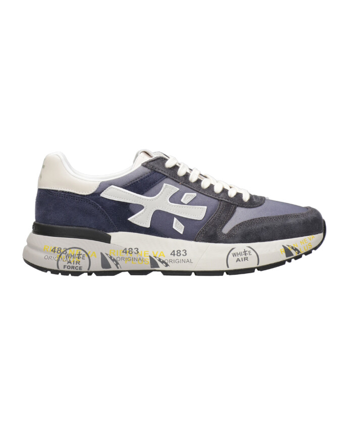 baskets-bleues-avec-inserts-en-cuir