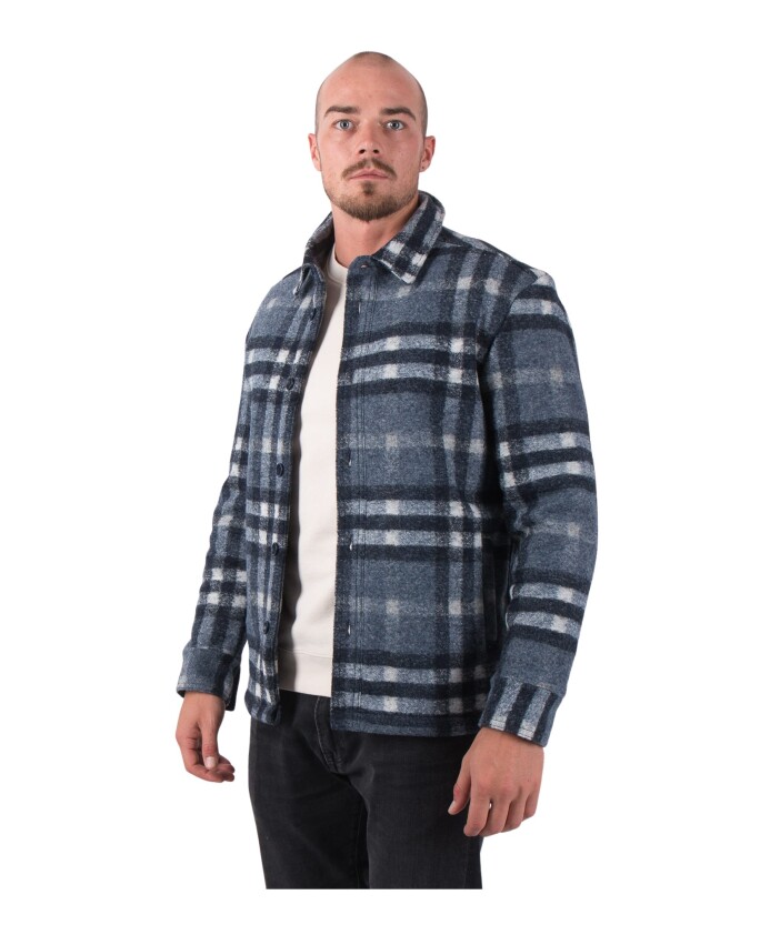 chemise-a-carreaux-bleue-decontractee