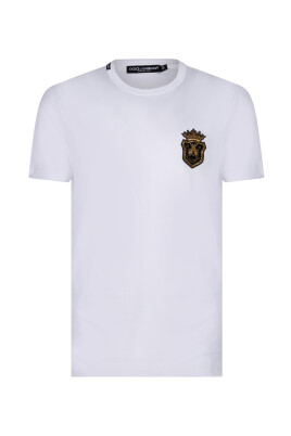 vit-t-shirt-med-heraldiskt-vapenskold