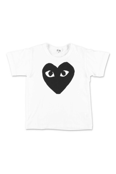 T-shirt i