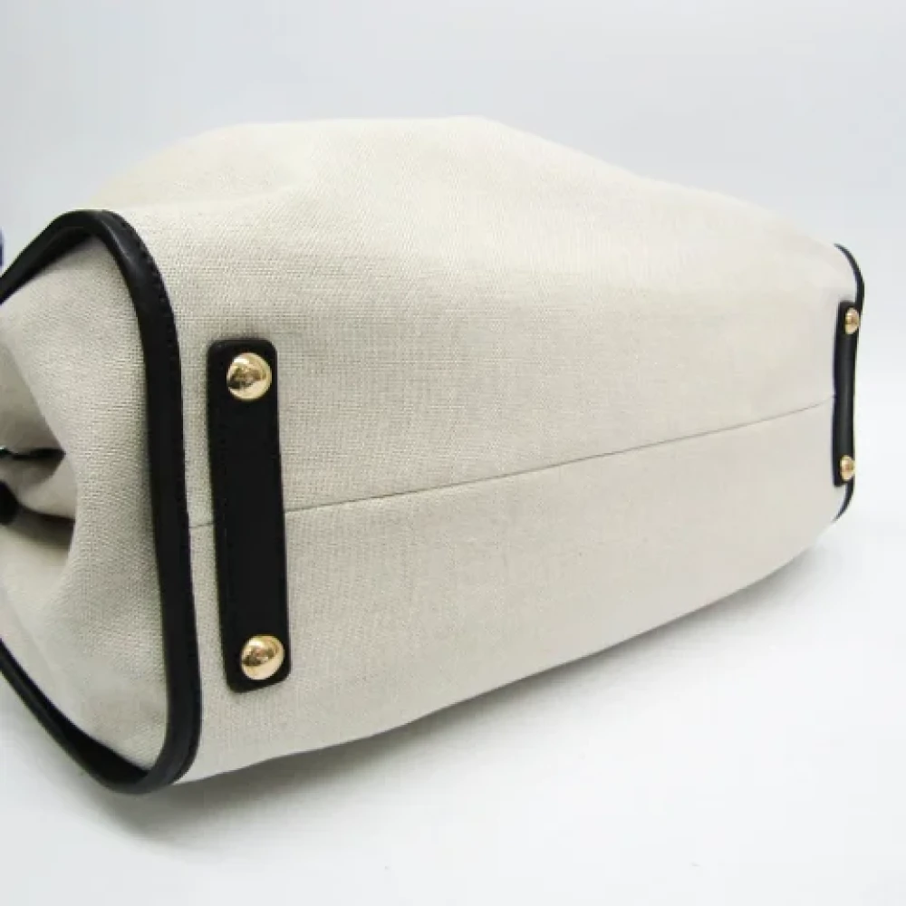 Salvatore Ferragamo Pre-owned Canvas handbags White Dames