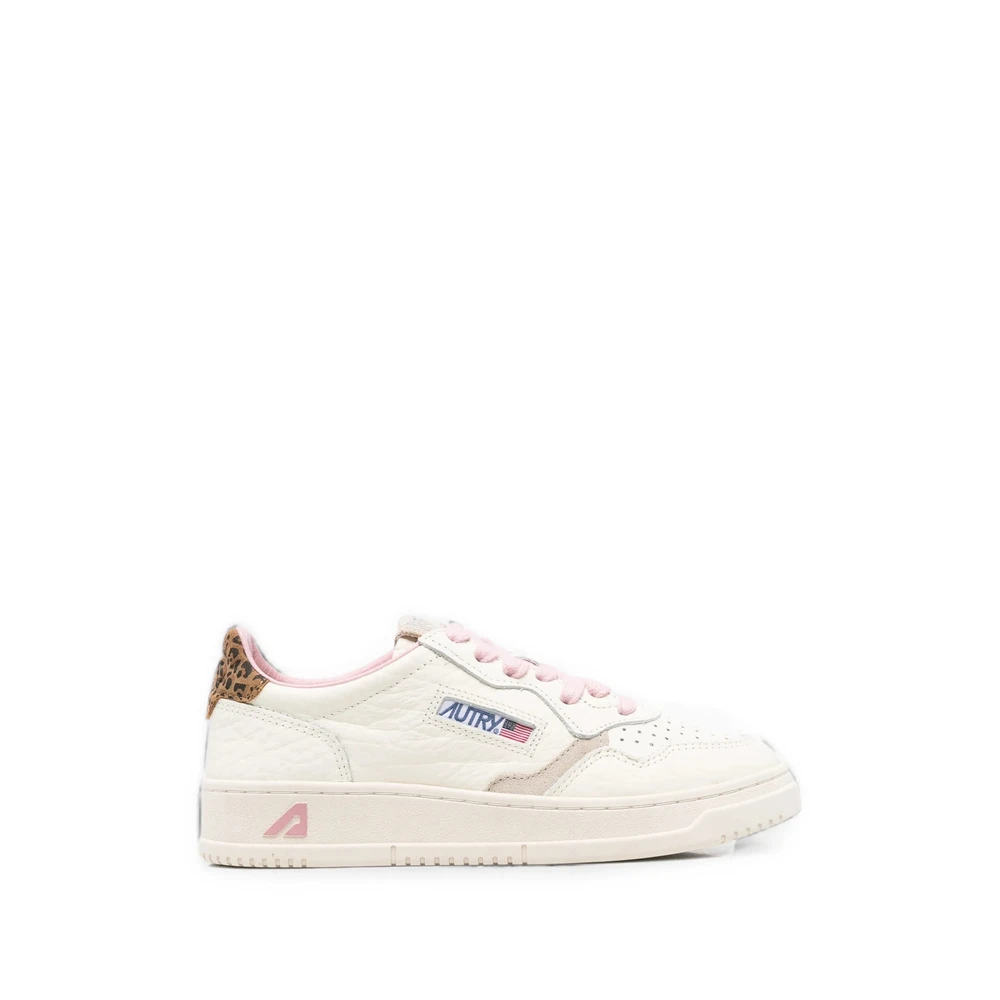 Autry Medalist Low Dames Schoenen Beige