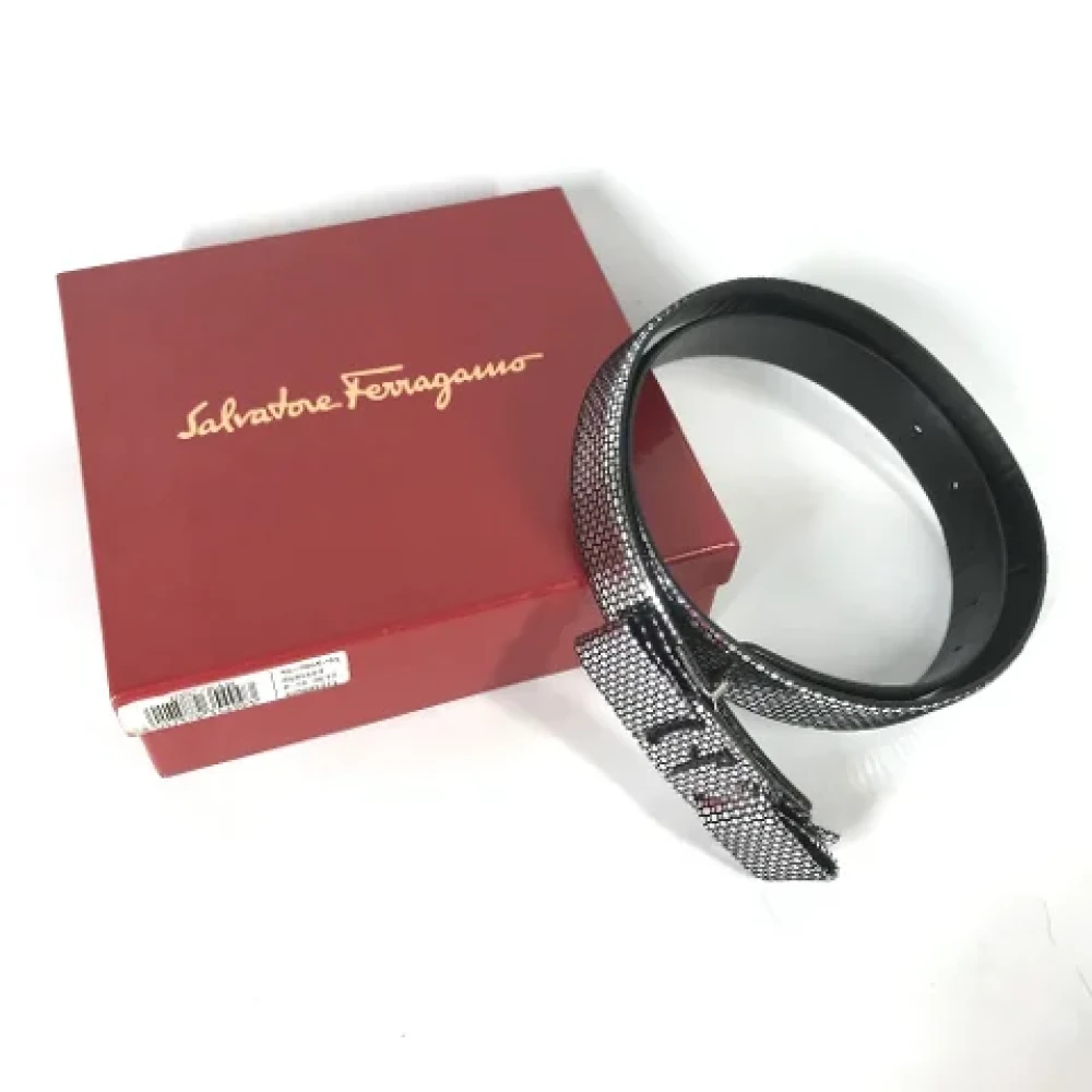 Salvatore Ferragamo Pre-owned Leather belts Black Dames