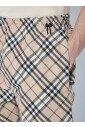 short-a-taille-elastiquee-et-motif-check