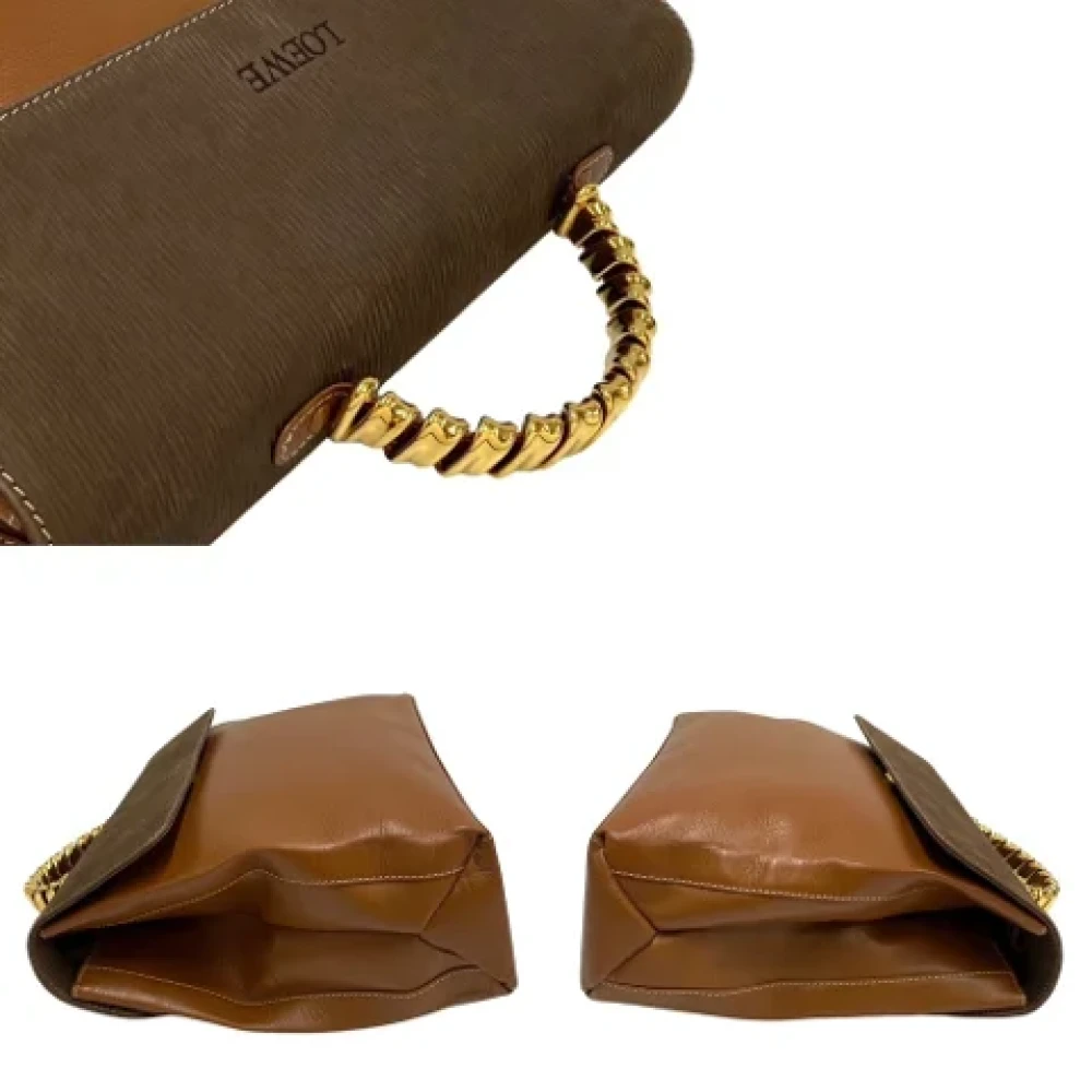Loewe Pre-owned Fabric handbags Brown Dames