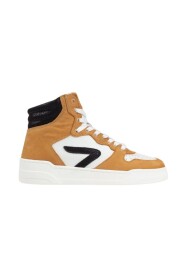 Court High Sneakers
