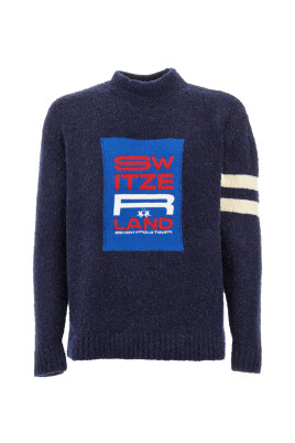 embroidered-wool-blend-turtleneck-sweater