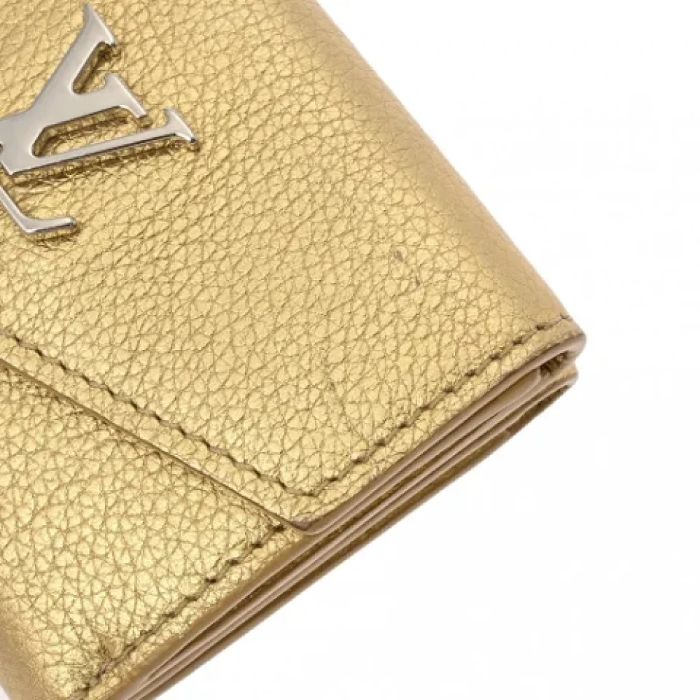 Louis Vuitton Vintage Pre-owned Leather wallets Yellow Dames