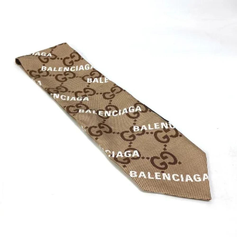 Gucci Vintage Pre-owned Fabric scarves Brown Dames