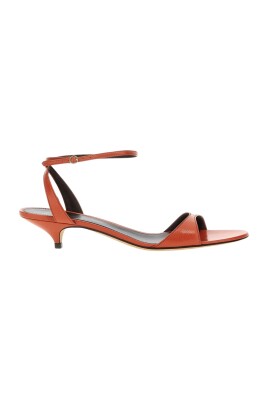sorte-kitten-heel-sandaler