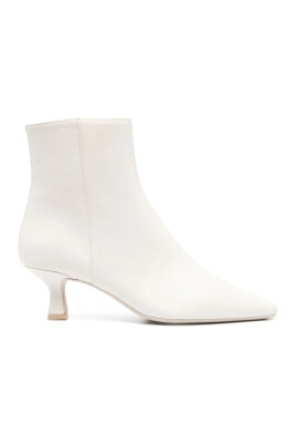 white-leather-jina-boots-with-low-heel