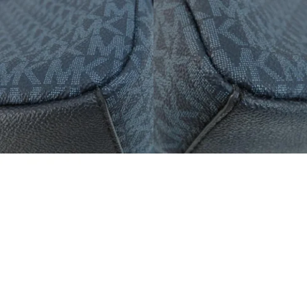 Michael Kors Pre-owned Plastic shoulder-bags Blue Dames