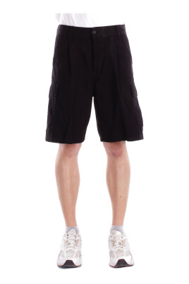 sorte-shorts-med-lynlaslukning