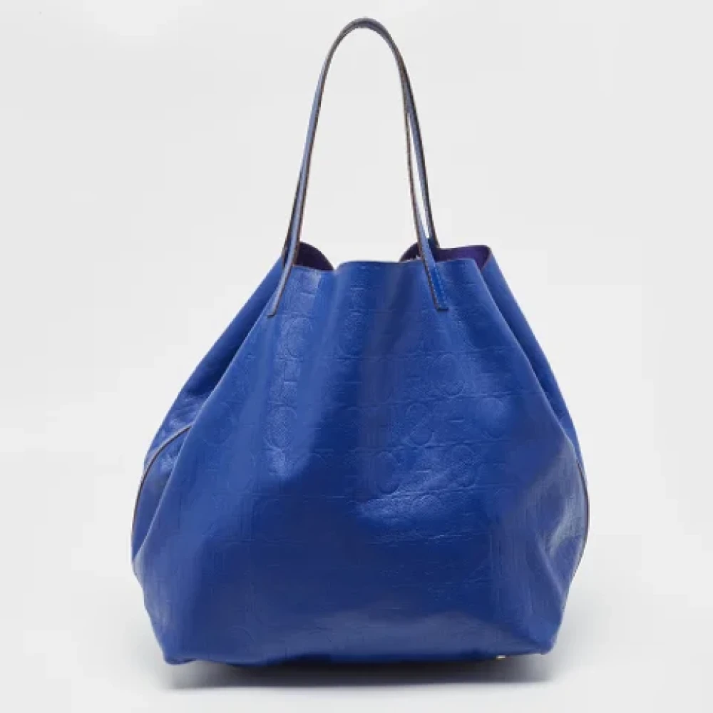 Carolina Herrera Pre-owned Leather totes Blue Dames