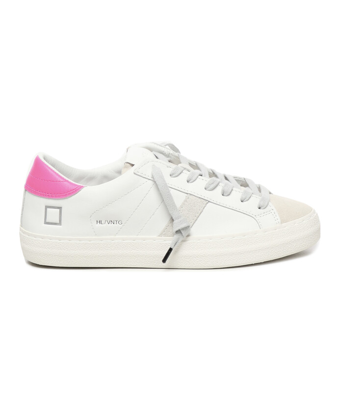 sneakers-blanches-fuchsia-avec-details-en-daim