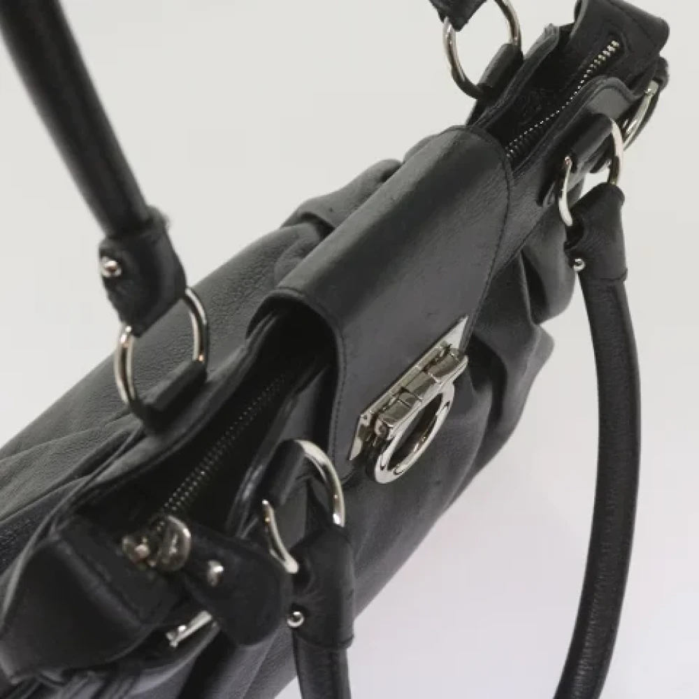 Salvatore Ferragamo Pre-owned Leather handbags Black Dames