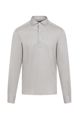 elegant-neutral-tone-shirt