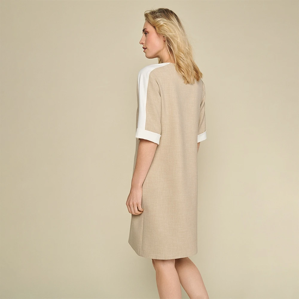 Marie Méro Stijlvolle V-Hals Kameel Jurk Brown Dames