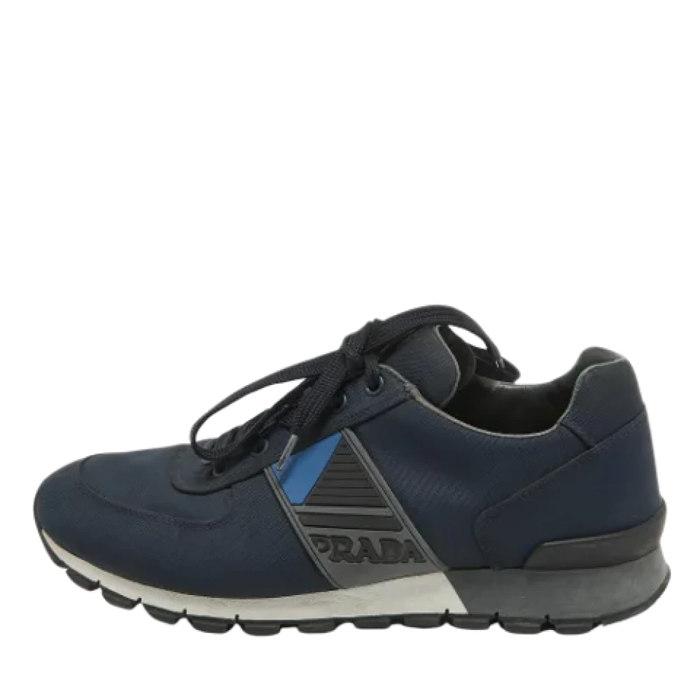 Prada Vintage Pre-owned Nylon sneakers Blue, Dam