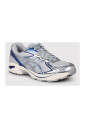 mesh-sneakers-with-gel-technology