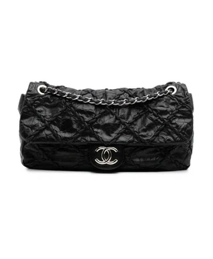 pre-owned-cuir-sacs-chanel