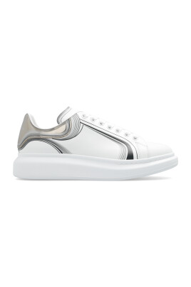 larry-sneakers