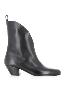 black-leather-ankle-boots