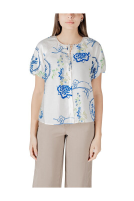 floral-button-up-blouse-spring-summer