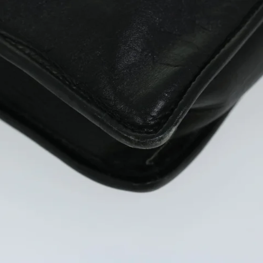 Loewe Pre-owned Leather clutches Black Dames