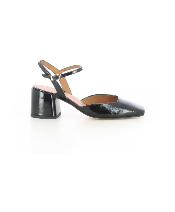chaussures-noires-pour-femmes