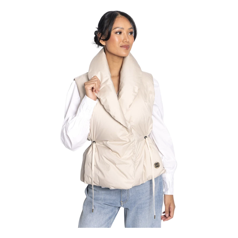 Hést Women's Beige Vests - Waistcoats - M - Jackets