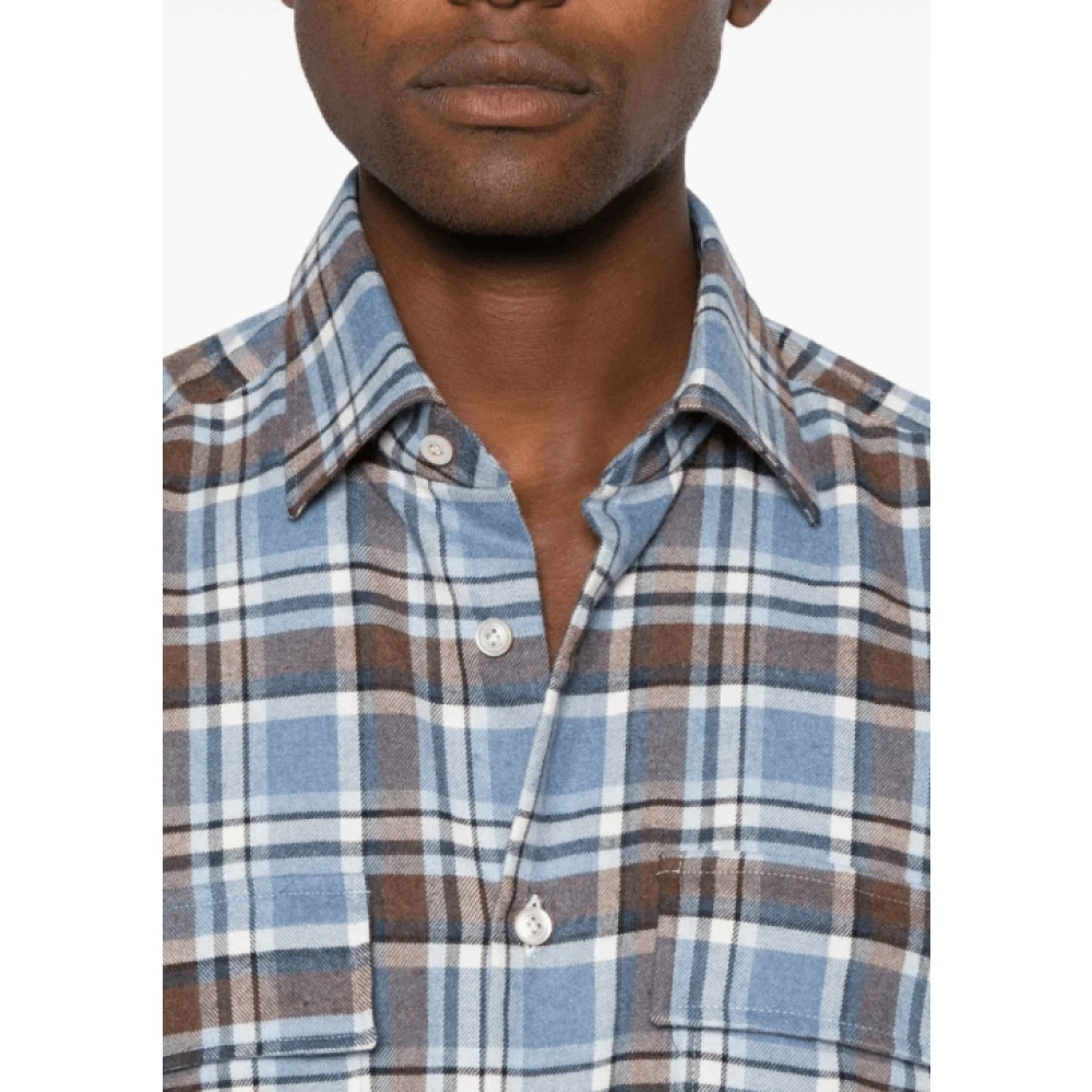 Kiton Lichtblauw Flanellen Shirt met Zakken Blue Heren