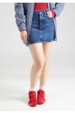 mini-jupe-denim-classique