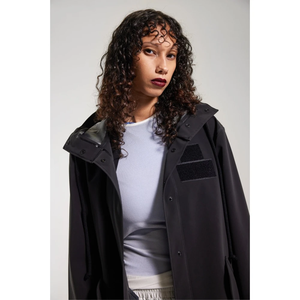 Stutterheim Matte Regenjas met V-Vormige Voorkant Black Dames