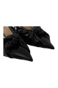 escarpins-noirs-en-cuir-a-bout-pointu