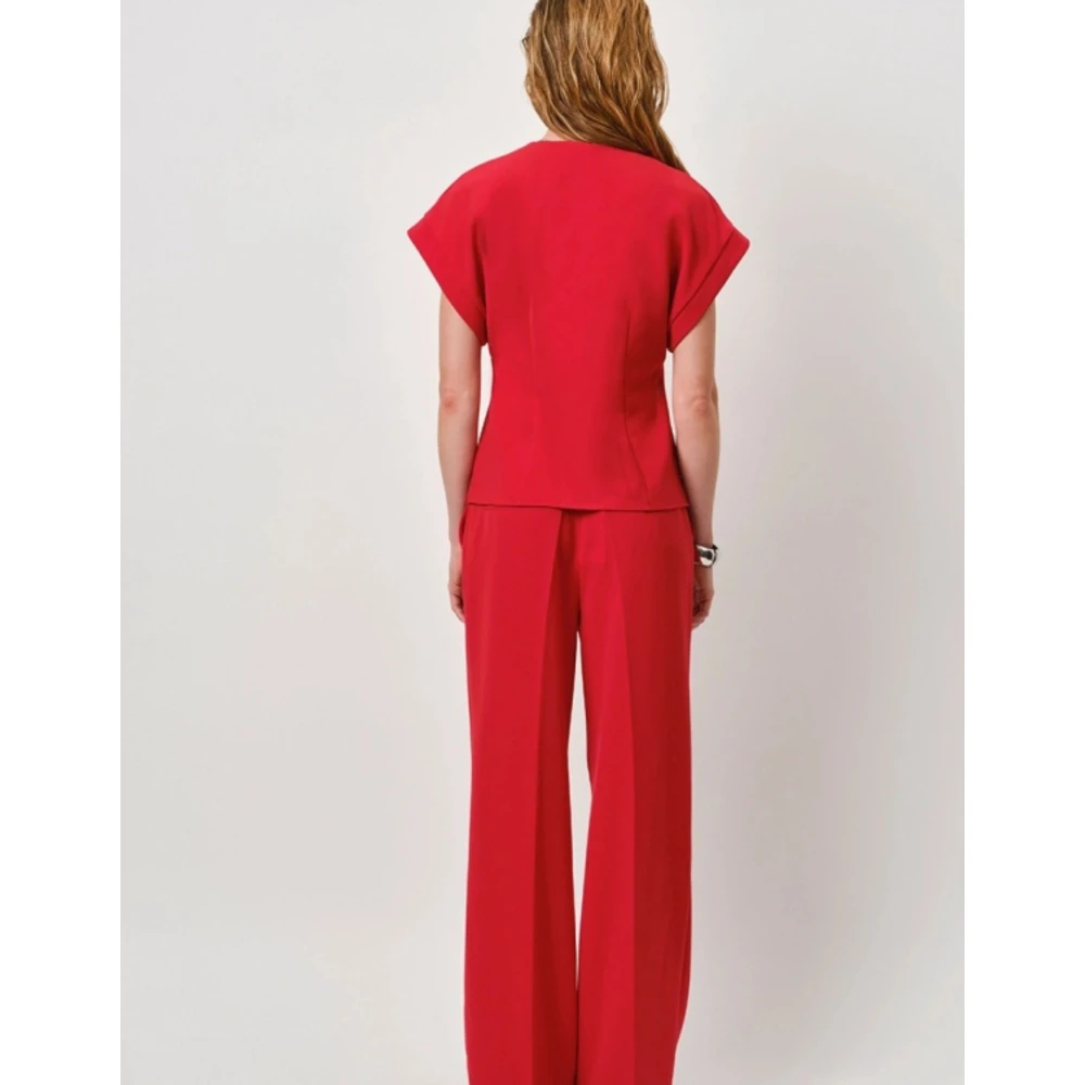 Dante 6 Gedetailleerde Split Top in Rood Red Dames