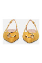 slingbacks-jaunes-avec-detail-du-logo-c-me