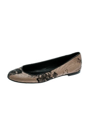 Pre-owned Leather flats