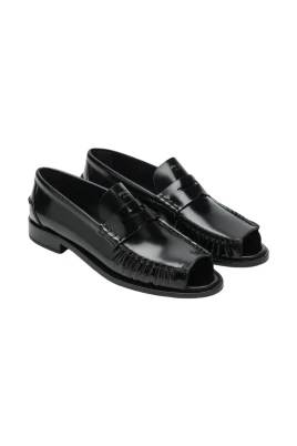 Loafers i borstat läder med peep-toe