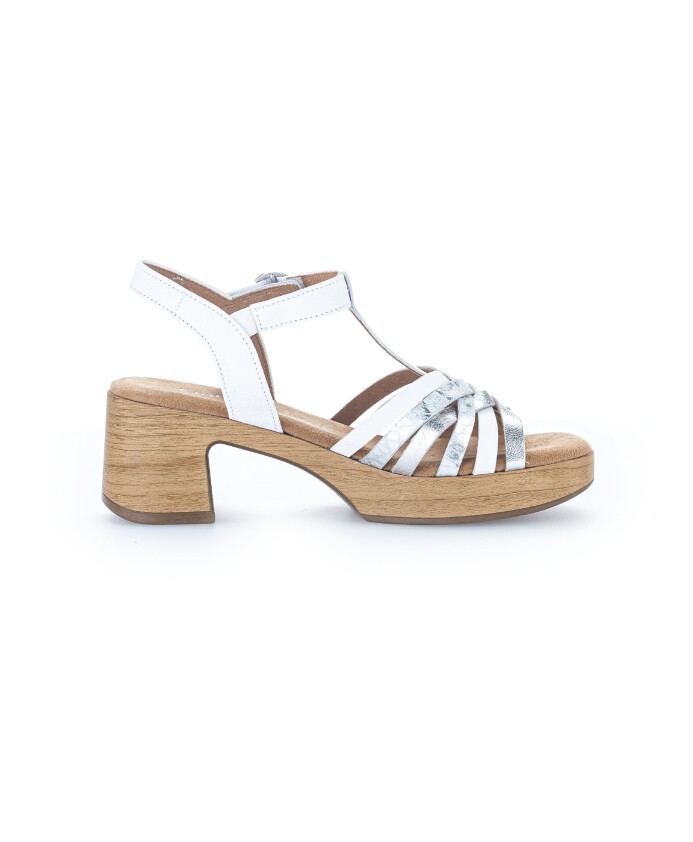 sandales-legeres-a-talons-hauts
