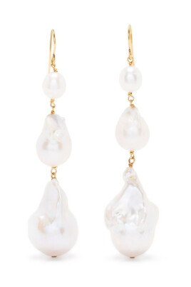 pearl-earrings