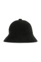 casual-zwarte-bucket-hat-met-groot-logo