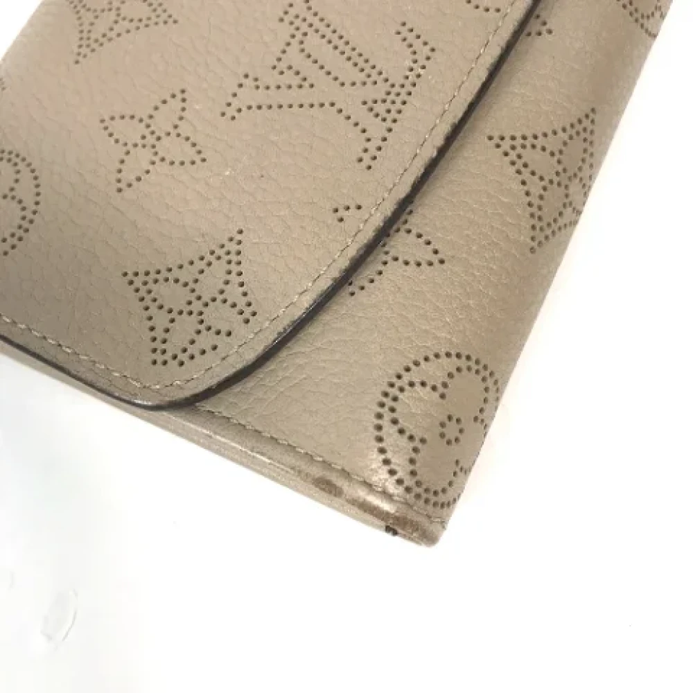 Louis Vuitton Vintage Pre-owned Leather wallets Beige Dames
