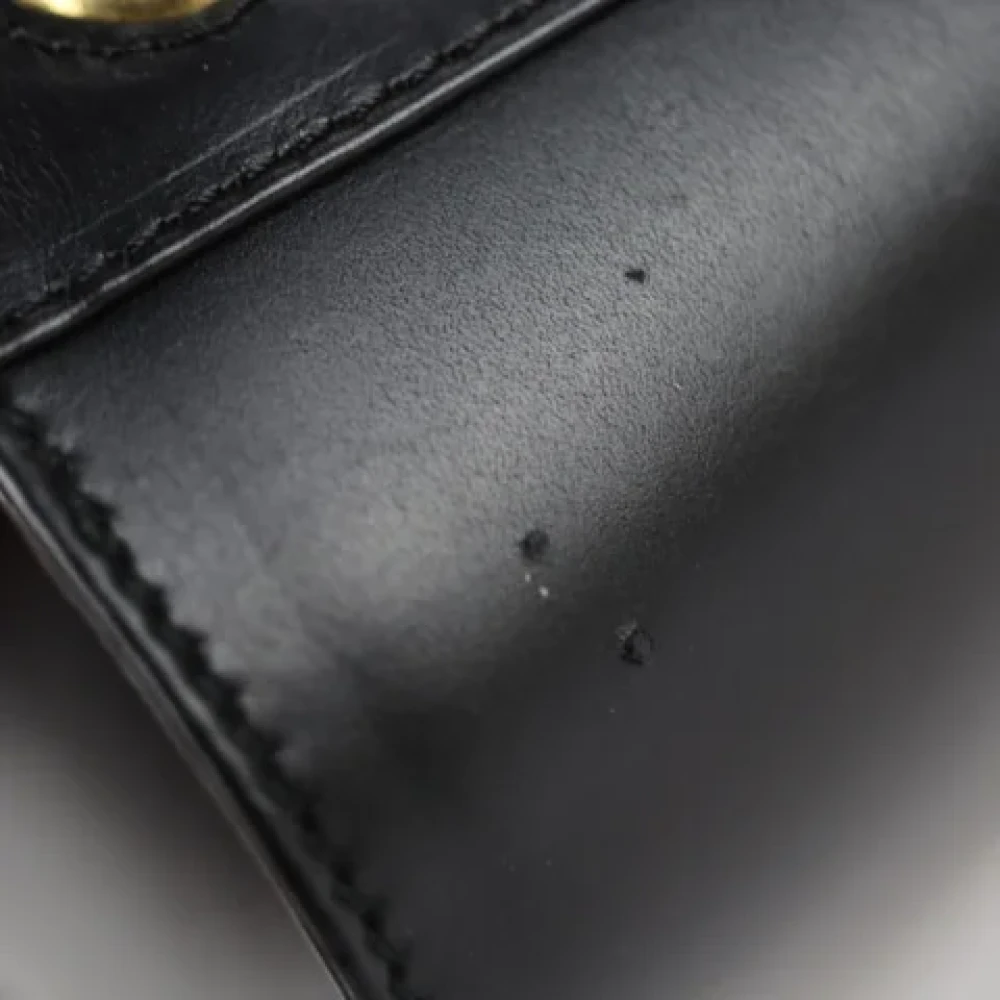 Salvatore Ferragamo Pre-owned Fabric shoulder-bags Black Dames