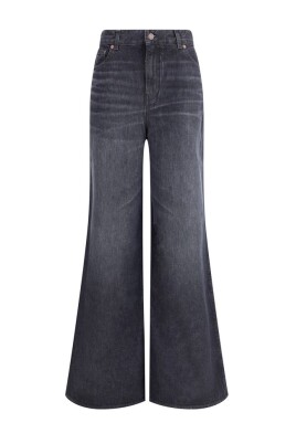 wide-leg-jeans