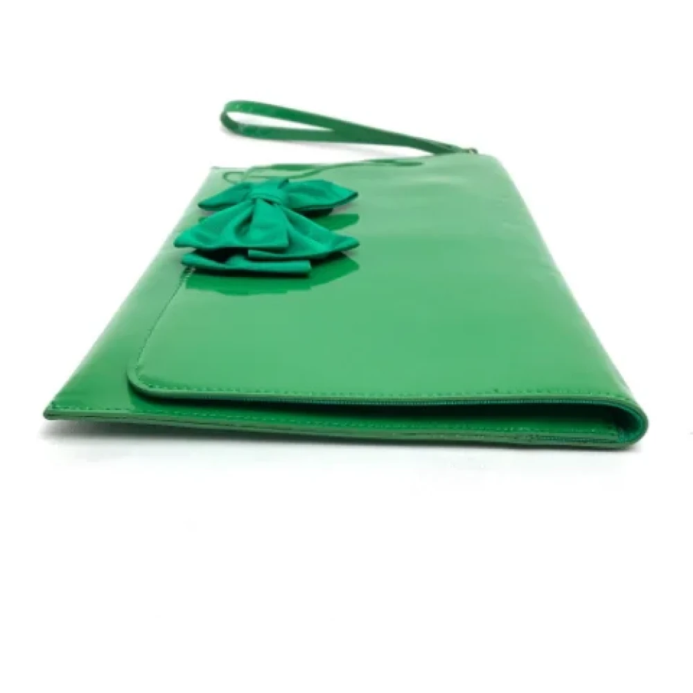 Valentino Vintage Pre-owned Leather clutches Green Dames
