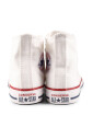 witte-canvas-sneakers-met-chuck-taylor-patch