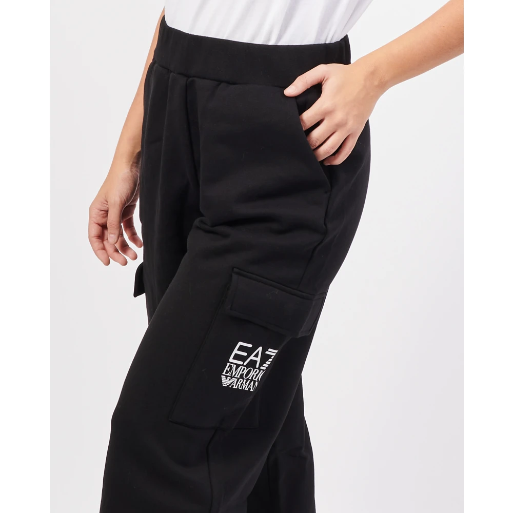 Emporio Armani Cargo broek in zwart Black Dames